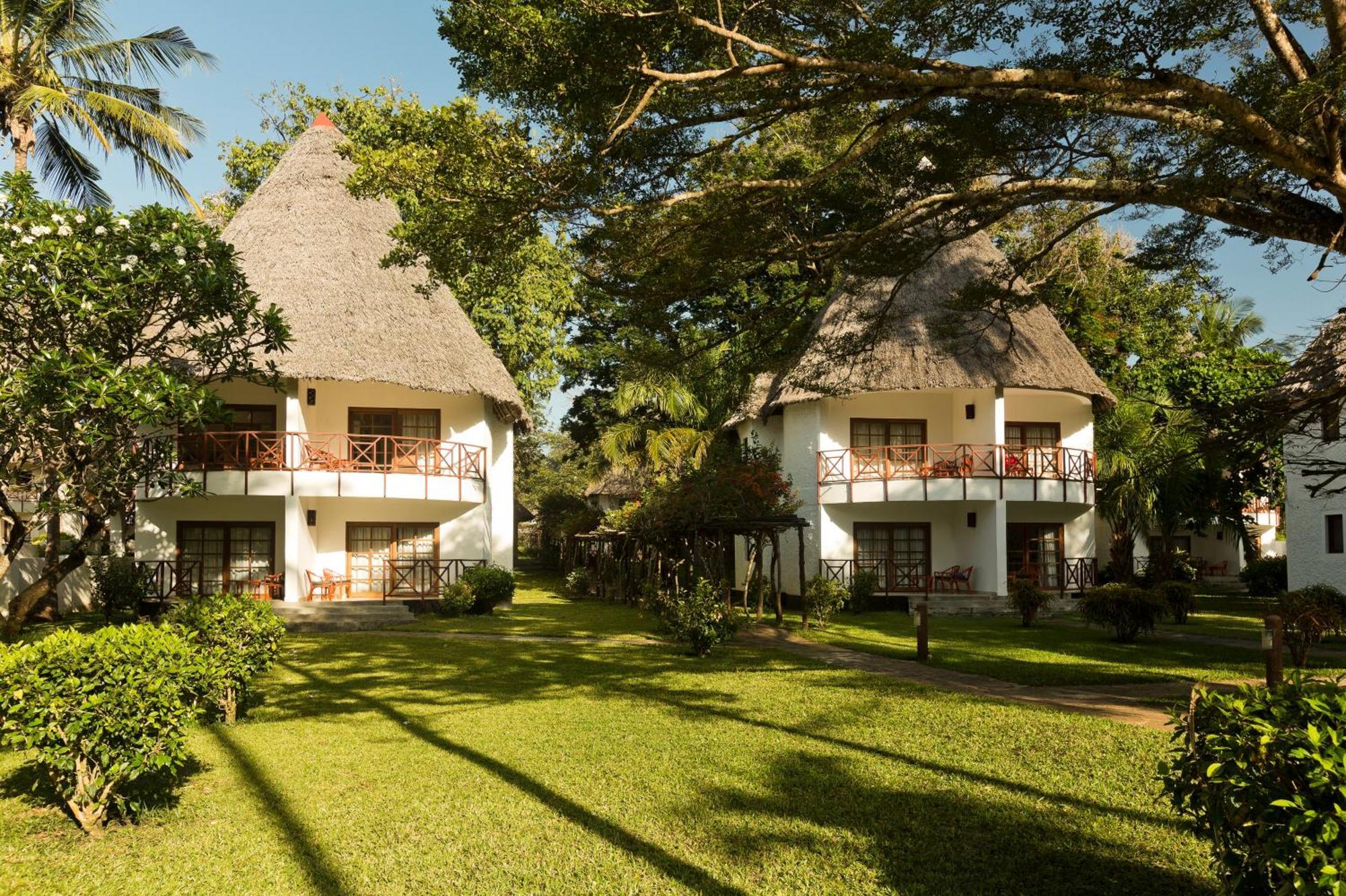 Neptune Village Beach Resort&Spa - All Inclusive Galu Exterior foto