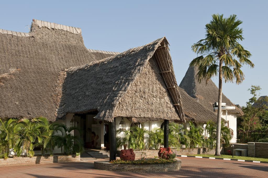 Neptune Village Beach Resort&Spa - All Inclusive Galu Exterior foto