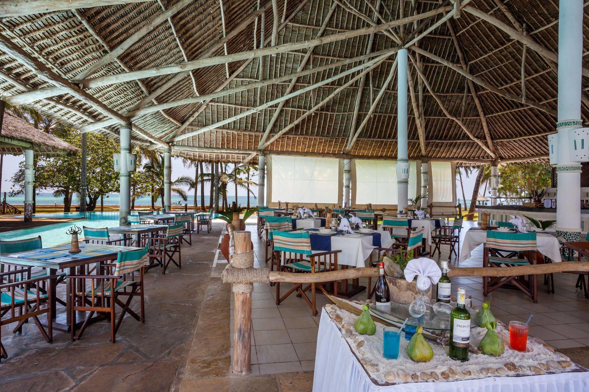Neptune Village Beach Resort&Spa - All Inclusive Galu Exterior foto