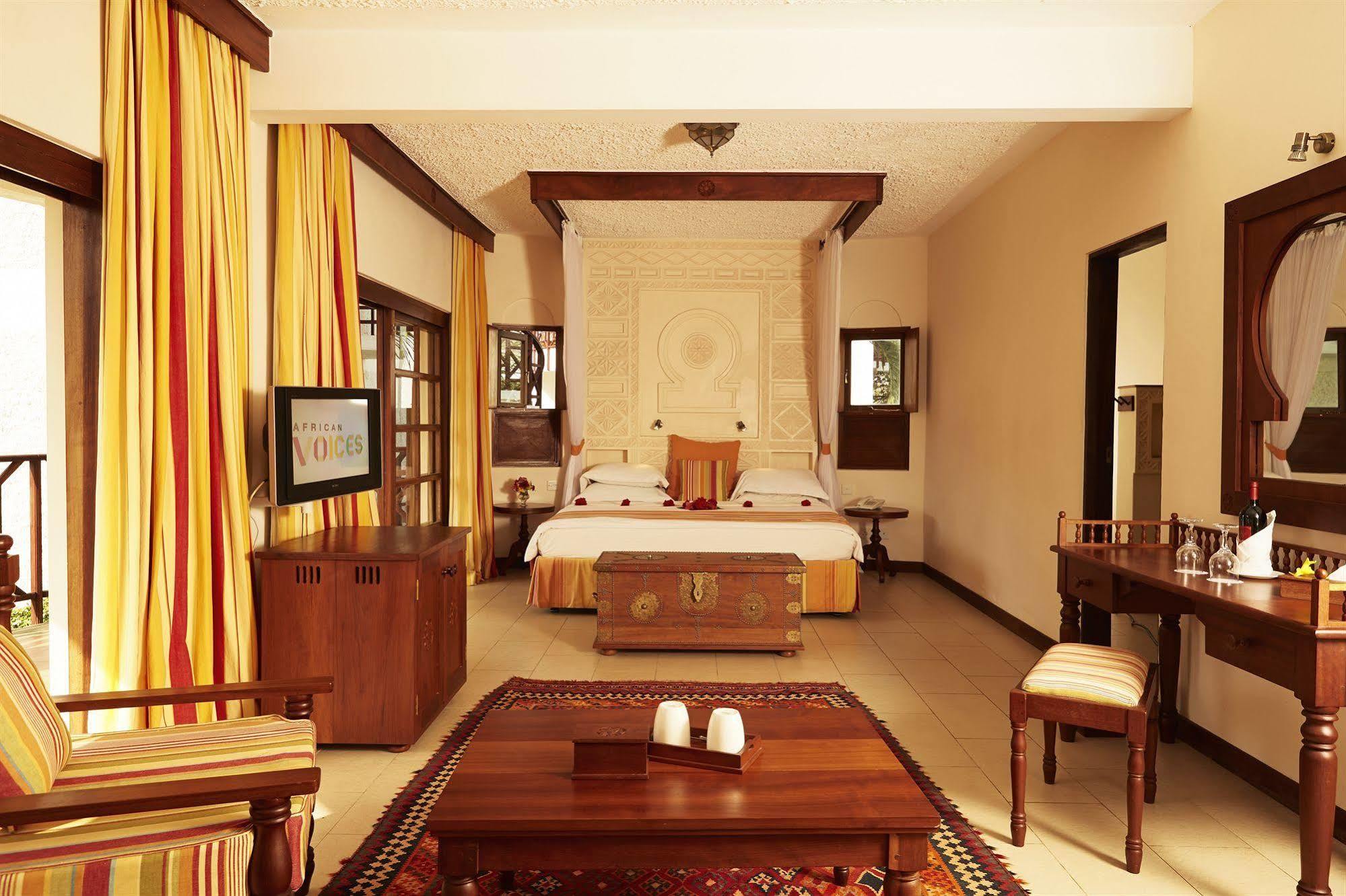 Neptune Village Beach Resort&Spa - All Inclusive Galu Exterior foto