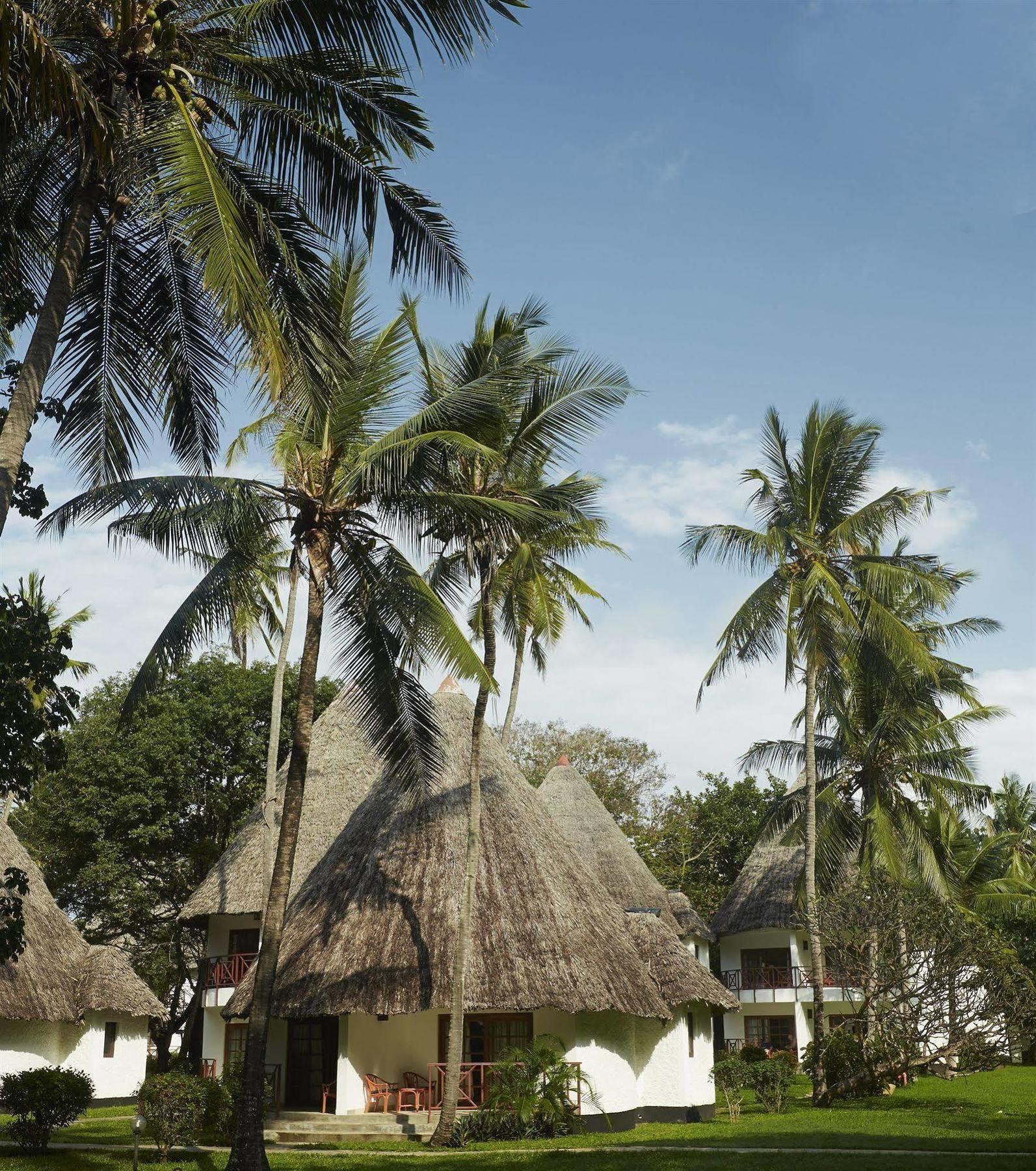 Neptune Village Beach Resort&Spa - All Inclusive Galu Exterior foto