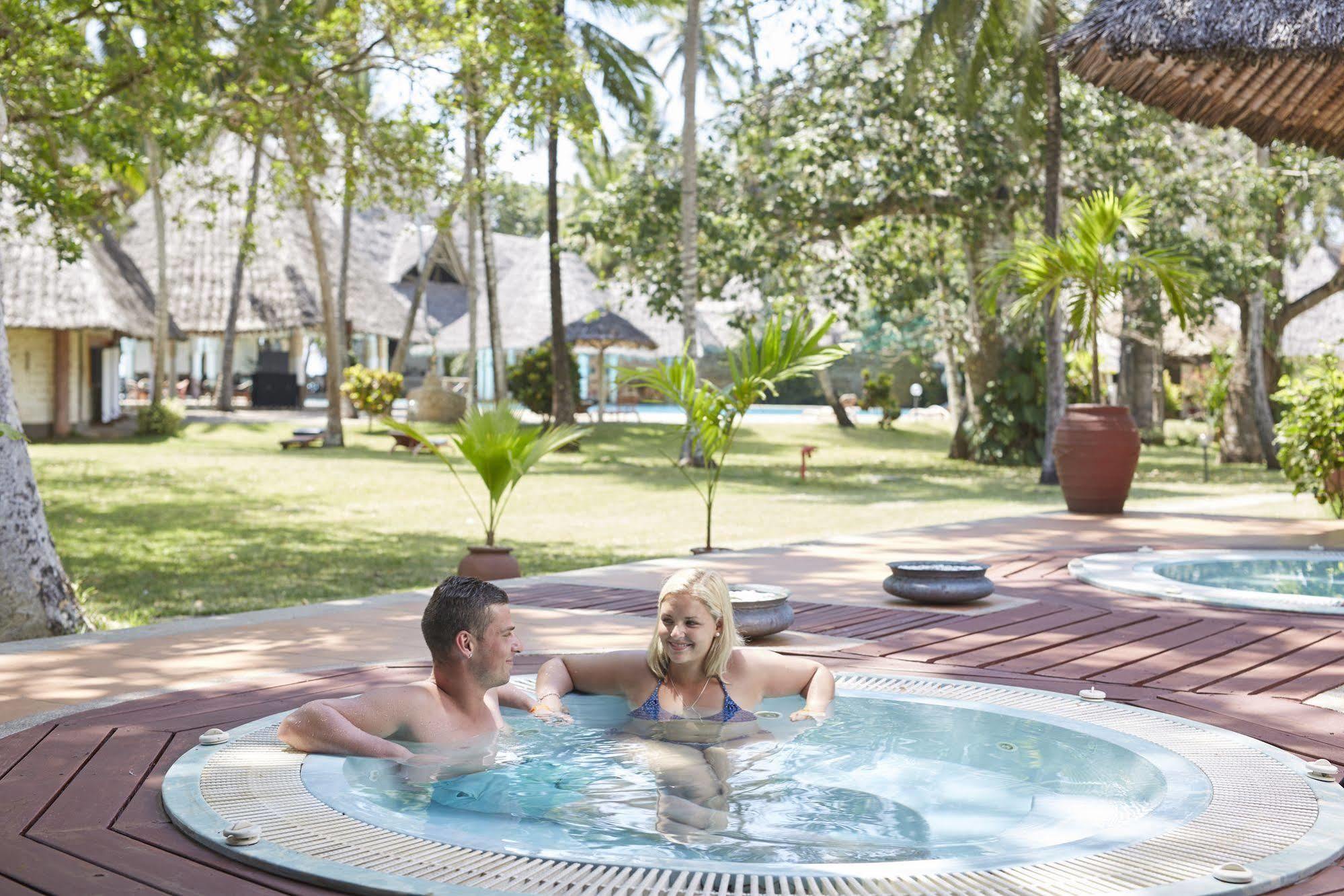Neptune Village Beach Resort&Spa - All Inclusive Galu Exterior foto