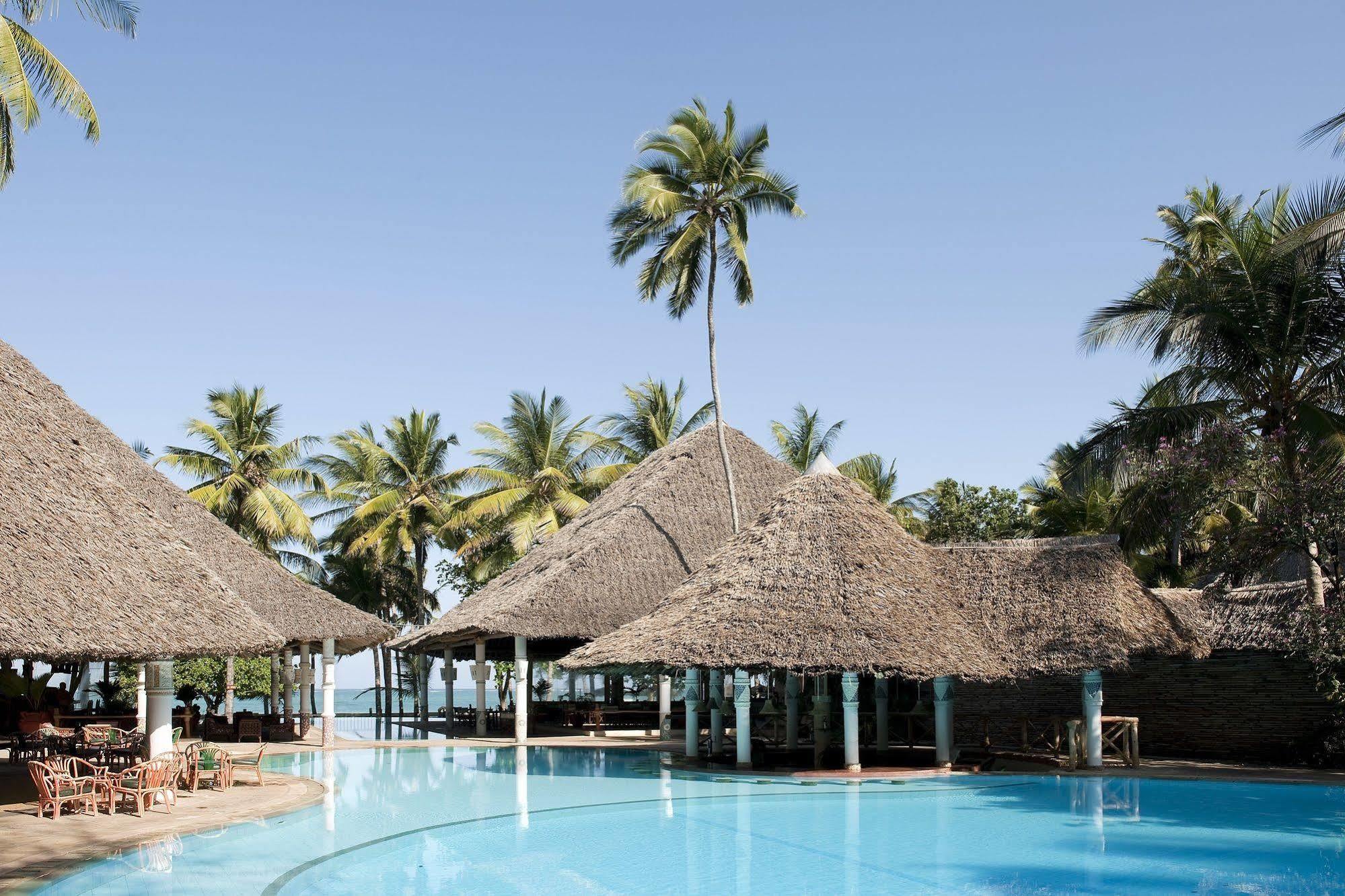 Neptune Village Beach Resort&Spa - All Inclusive Galu Exterior foto